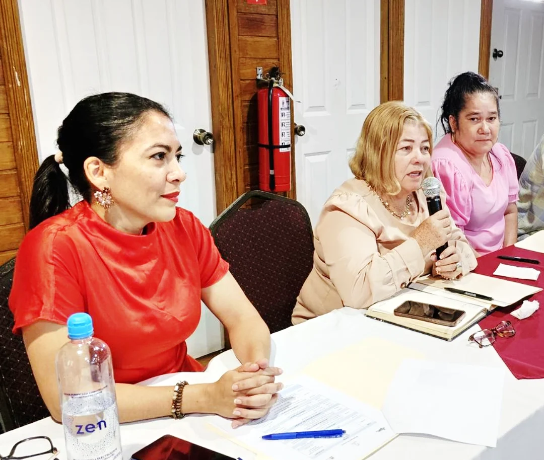 Capacitación de Grupo de Mujeres proyecto el camino II